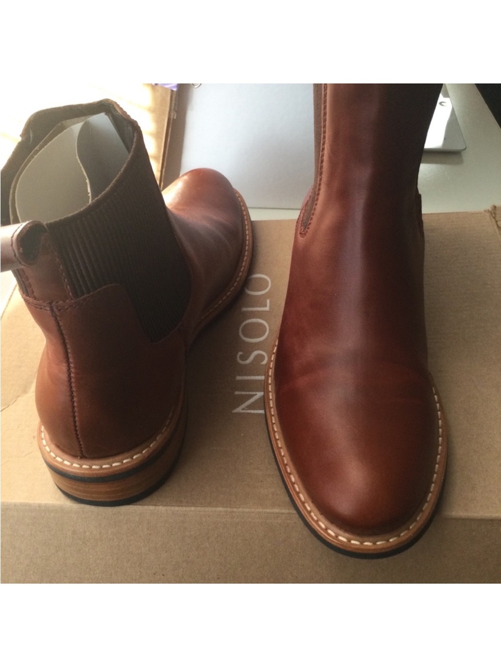 NISOLO Carmen Chelsea Leather Boots NIB - Picture 9 of 13